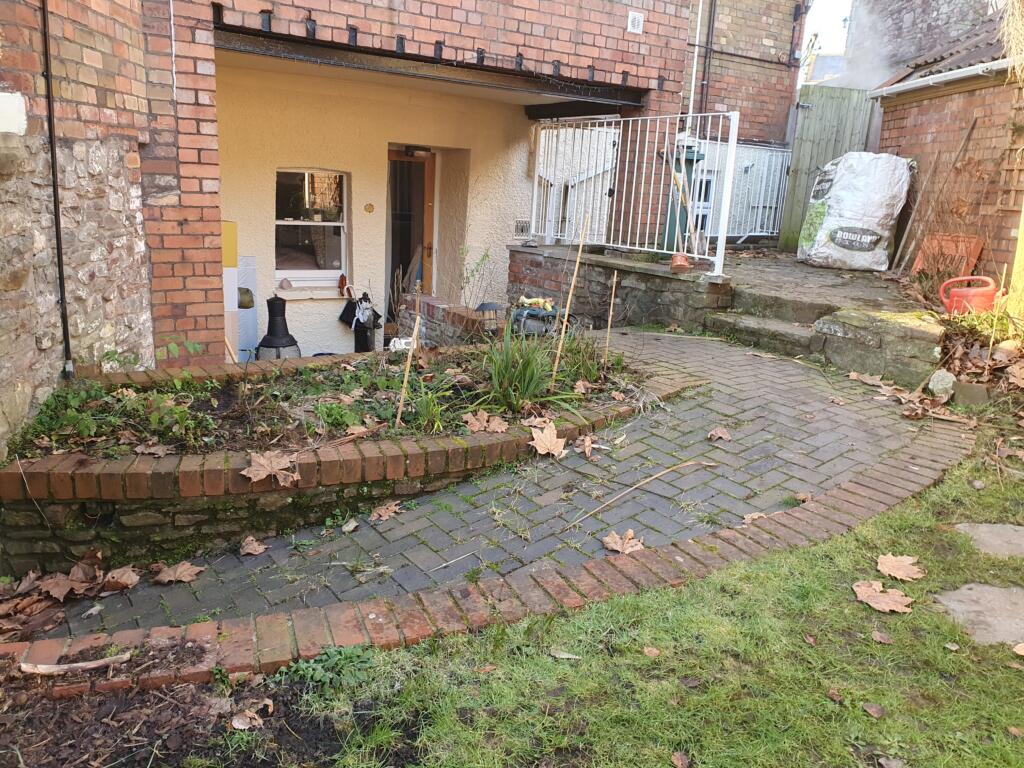 Jungle Garden with Rill-14