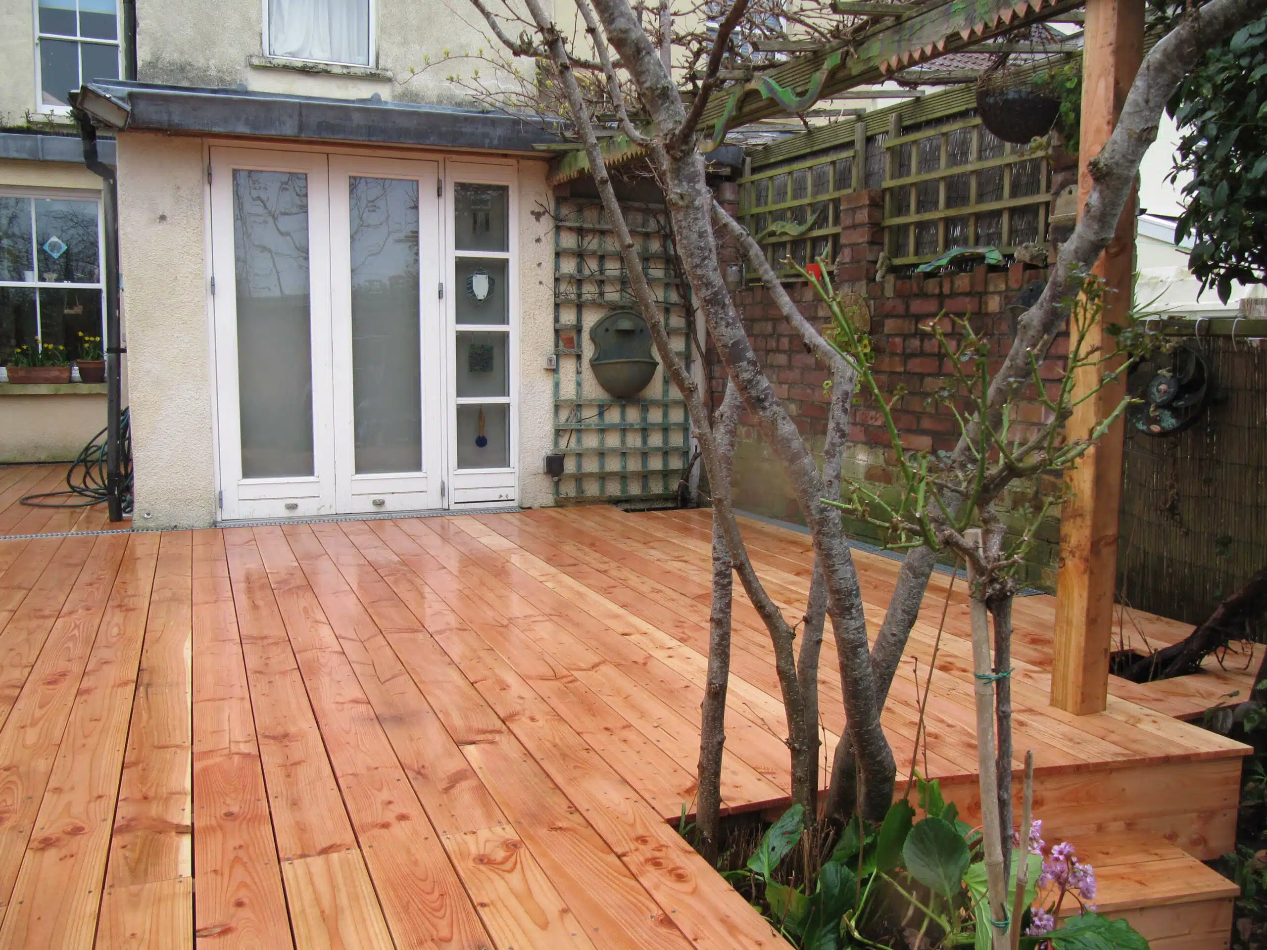 Larch Decking with Steps