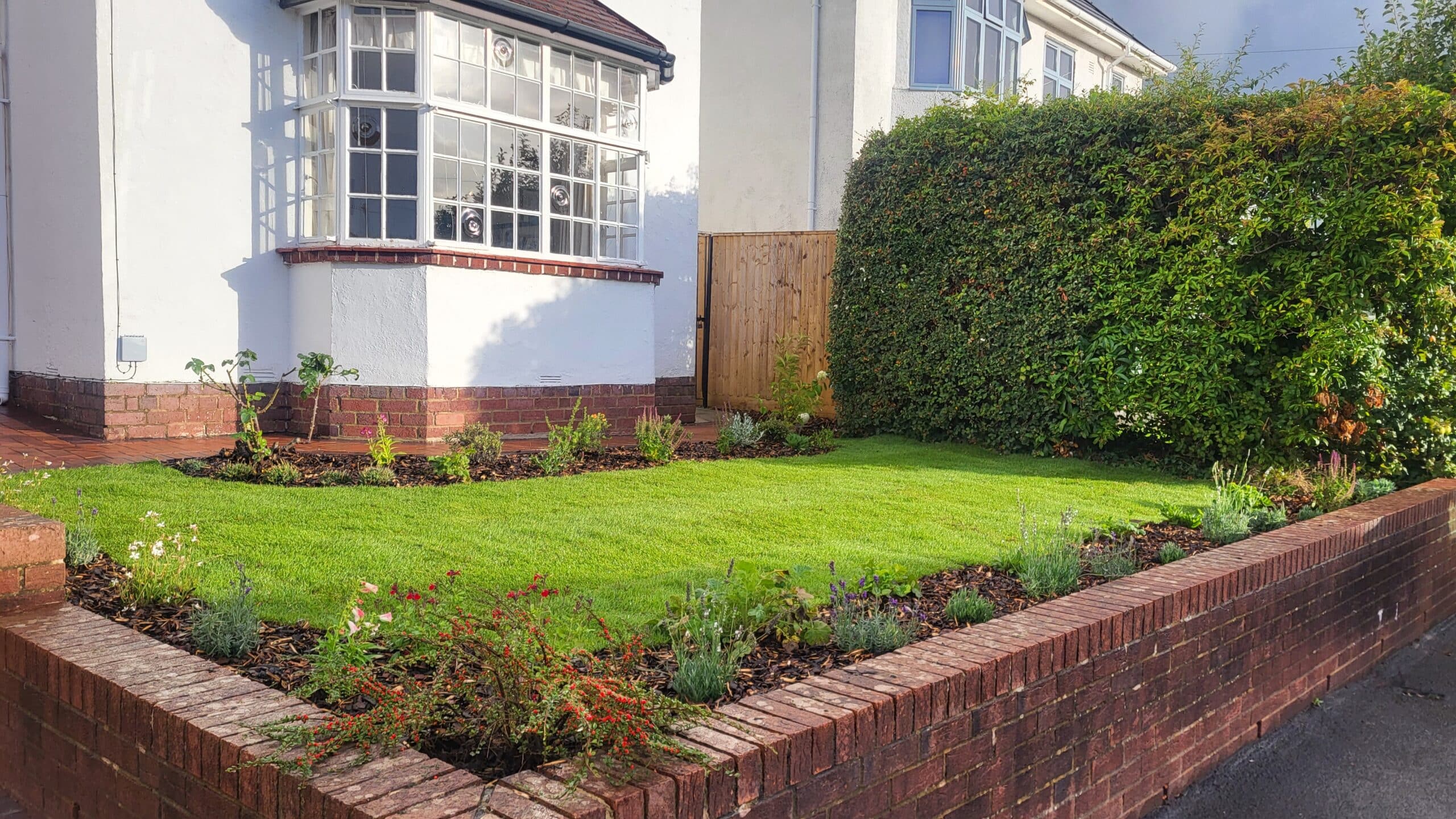 parry's close front garden 1